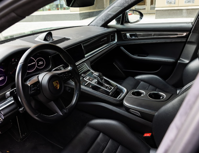 Porsche Panamera GTS 2021